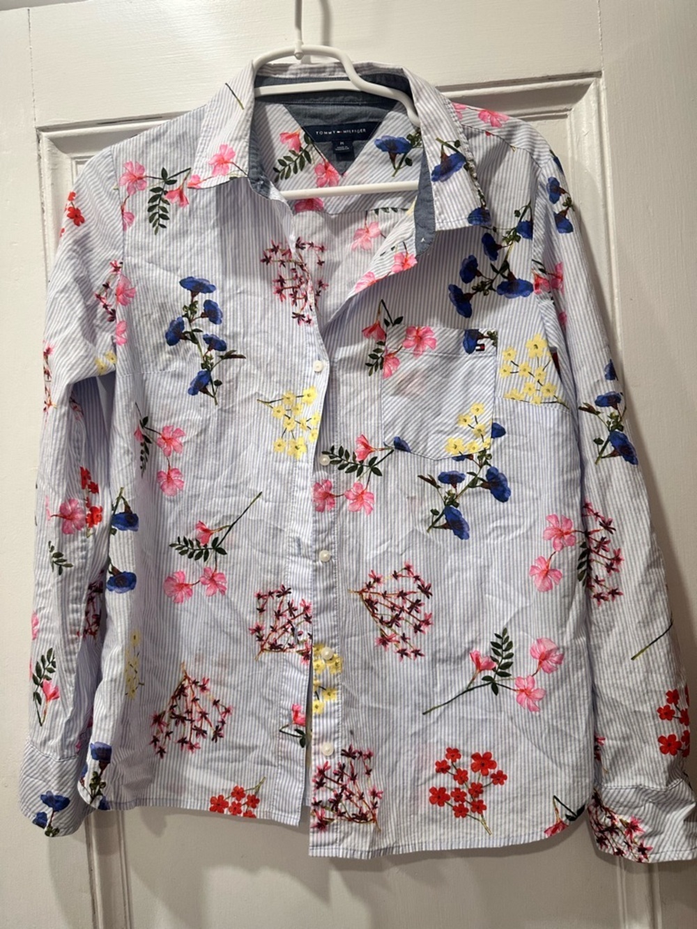 Tommy Hilfiger Floral Stripe Button-Down | Size M